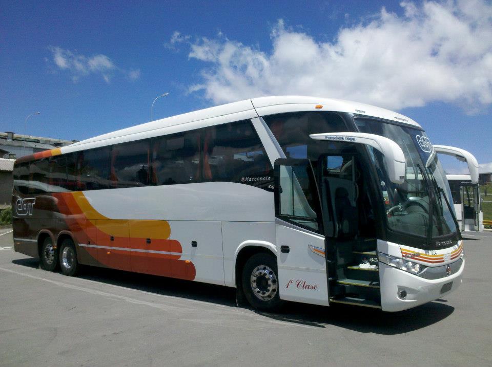 A single-deck Marcopolo Paradiso G7 1200 coach.