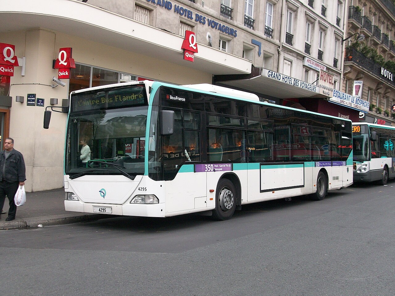 A Mercedes-Benz Citaro O 530 city bus in Paris RATP livery
