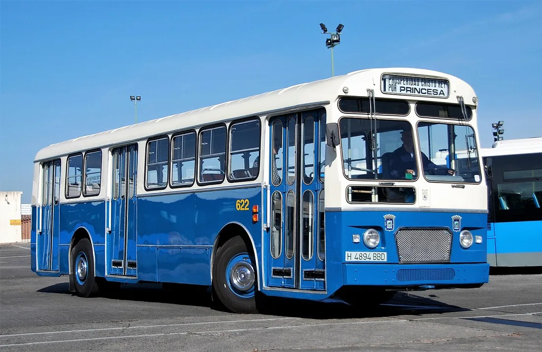 Preserved bus number 622 of EMT Madrid, a Pegaso.