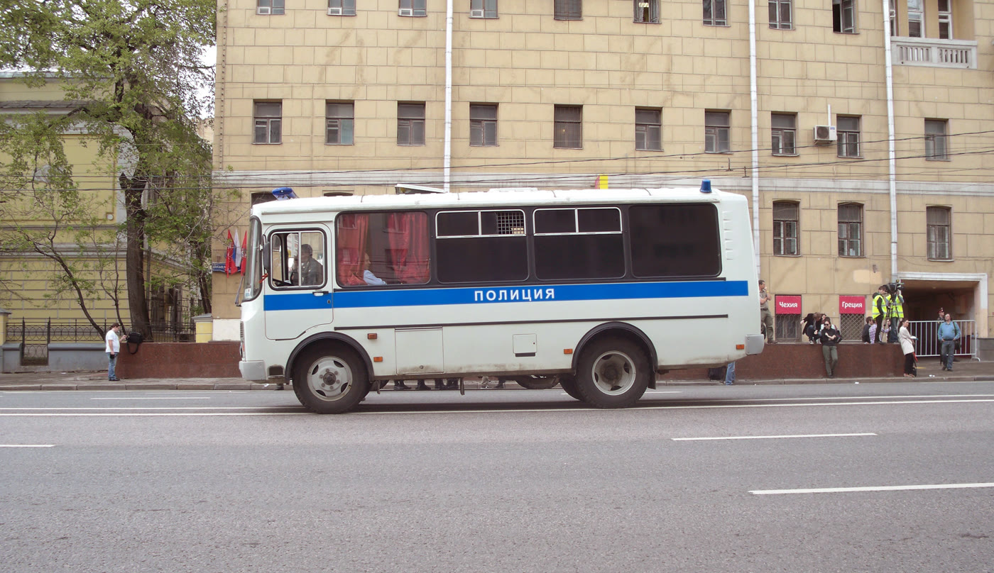 A PAZ-3205 in police service, showing the model's many roles