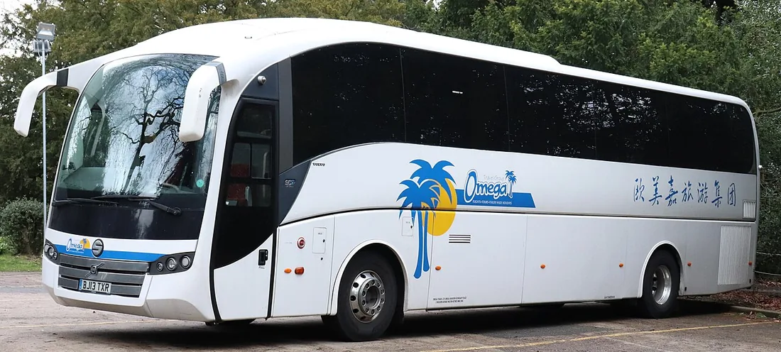 A 2013 Sunsundegui Sideral SC7 coach body on a Volvo B11R chassis, at Warwick in England.