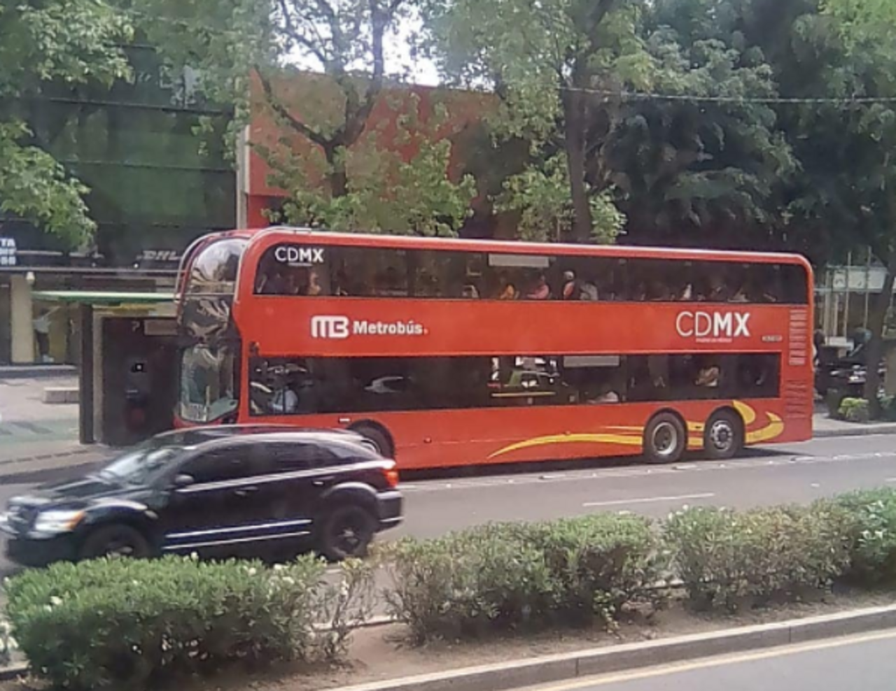 A double-decker Metrobús Alexander Dennis Enviro500 on Paseo de la Reforma in Mexico City