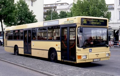 Modelo Real na Vida Real - SingleDecker