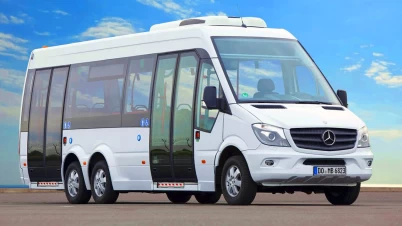 Modelo Real na Vida Real - Vans & Micros